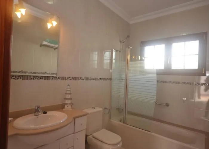 Вилла Awesome 3 Bedrooms Tacataca Pool Table