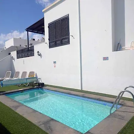 Villa Awesome 3 Bedrooms Tacataca Pool Table Puerto del Carmen (Lanzarote)